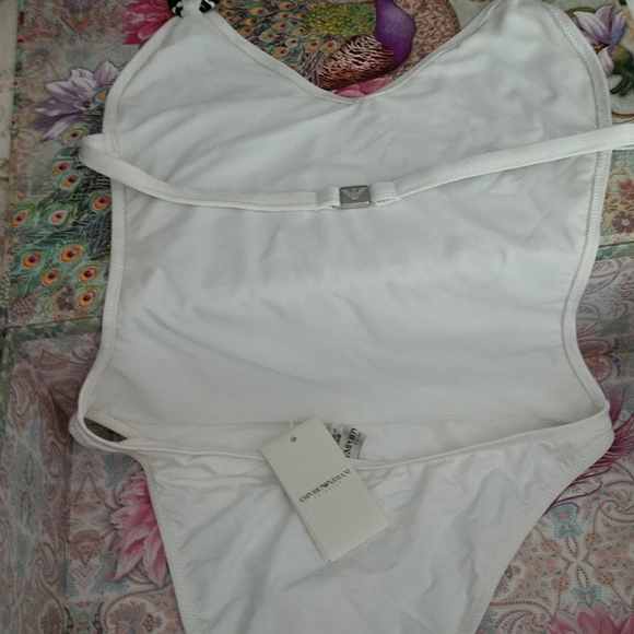 CHRISTMAS NWT #10 ARMANI SIGNATURE Embossed LOGO White Monokini HOST PICK - Picture 3 of 8